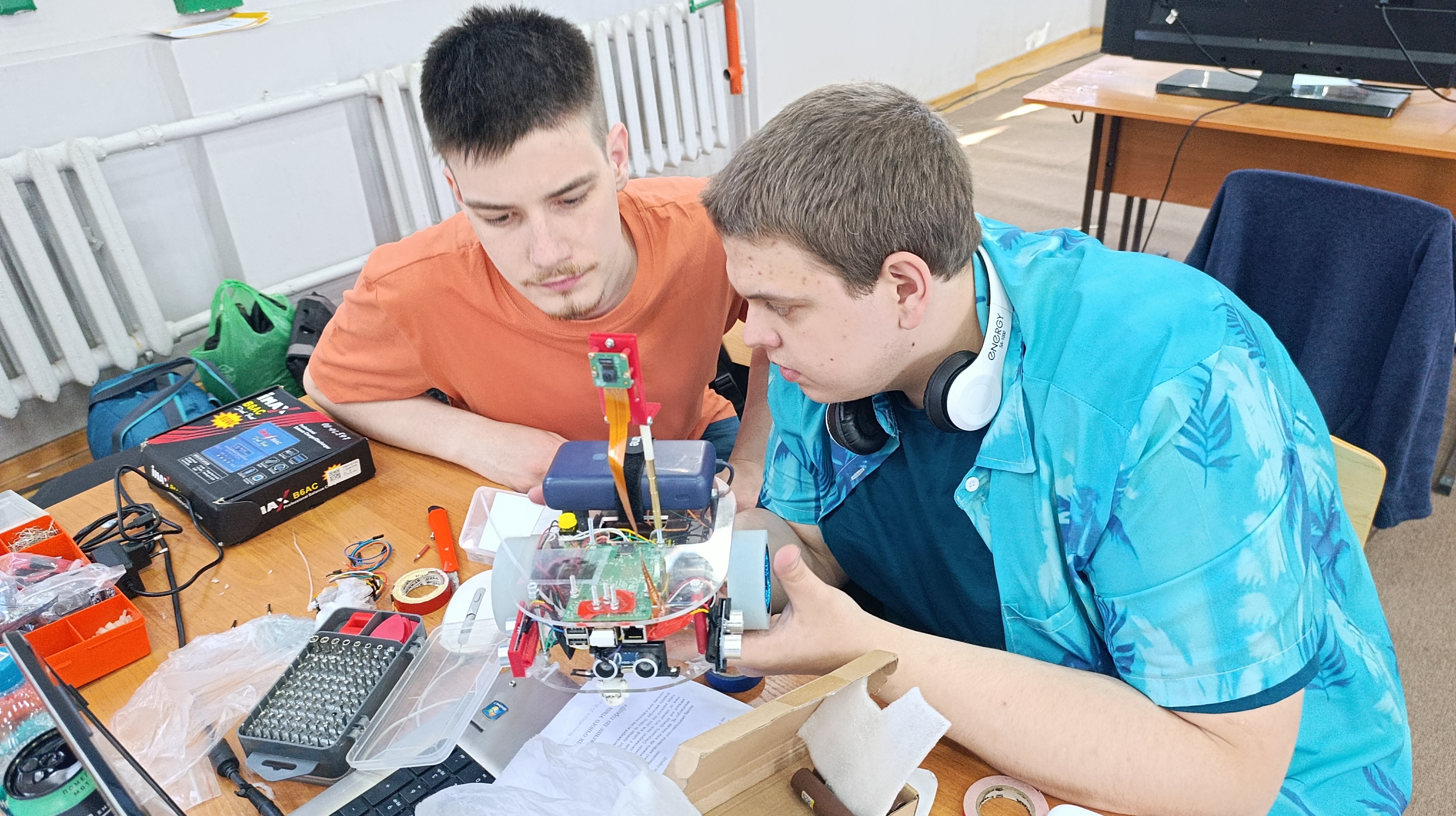 Команда БрГУ приняла участие в соревнованиях по робототехнике «Кубок РТК. Высшая Лига» в Новосибирске